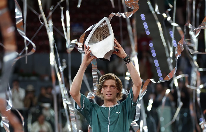 Андрей Рублев выиграл теннисный турнир Masters в Мадриде