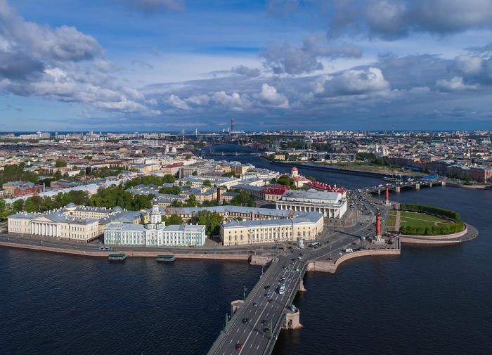 В Петербурге запущены речные трамвайчики